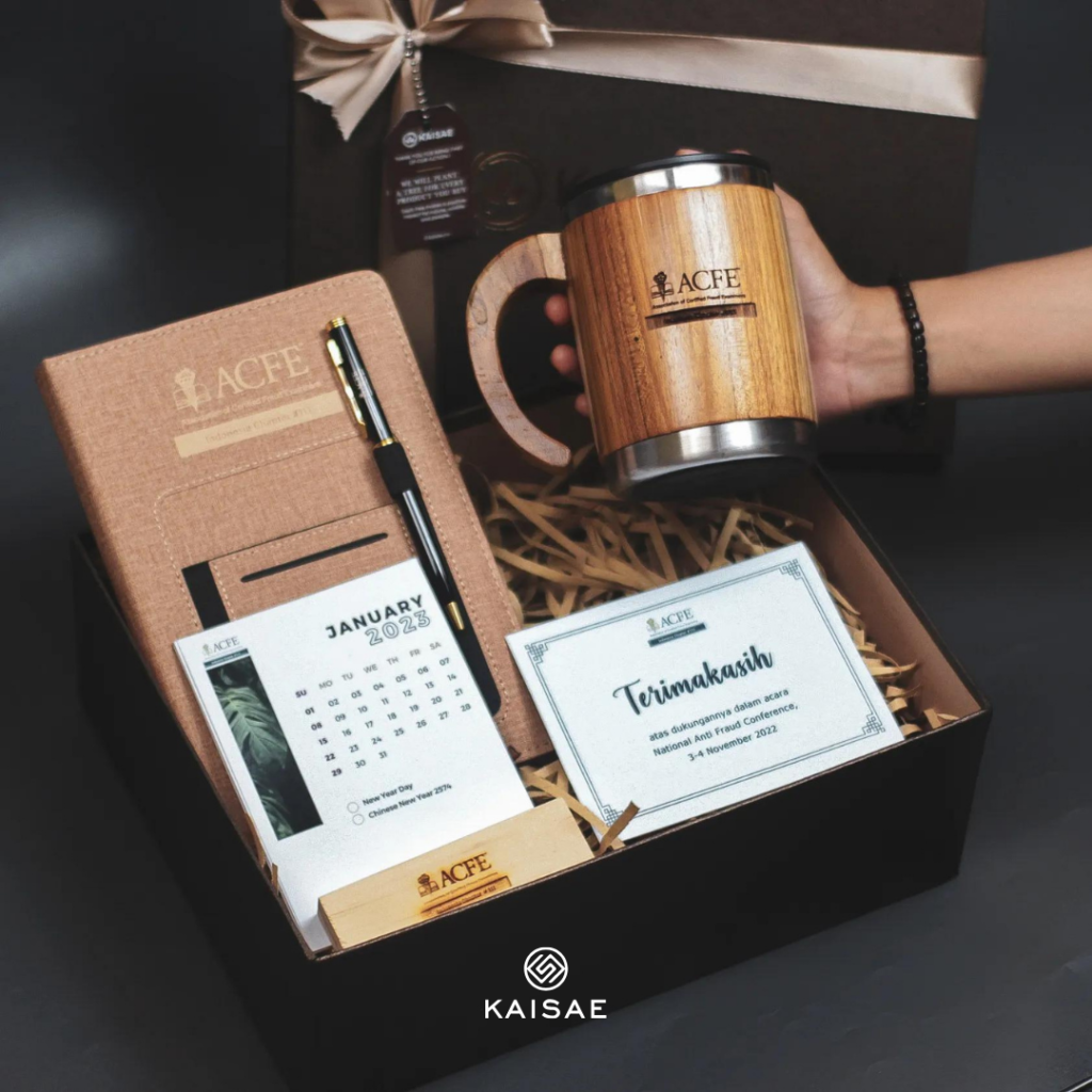 Gift Set Peralatan Kerja Berkualitas